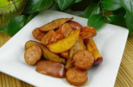 Apple Cinnamon Kielbasa Recipe 30-minute-apple-cinnamon-kielbasa