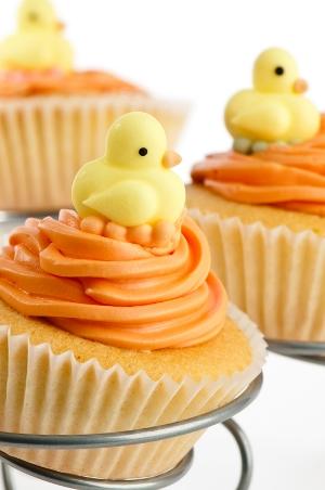baby shower planning timeline