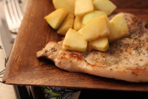 Pork_Loin_with_Cinnamon_Apples