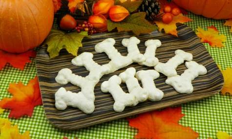 Haloween brittle meringue bones recipe