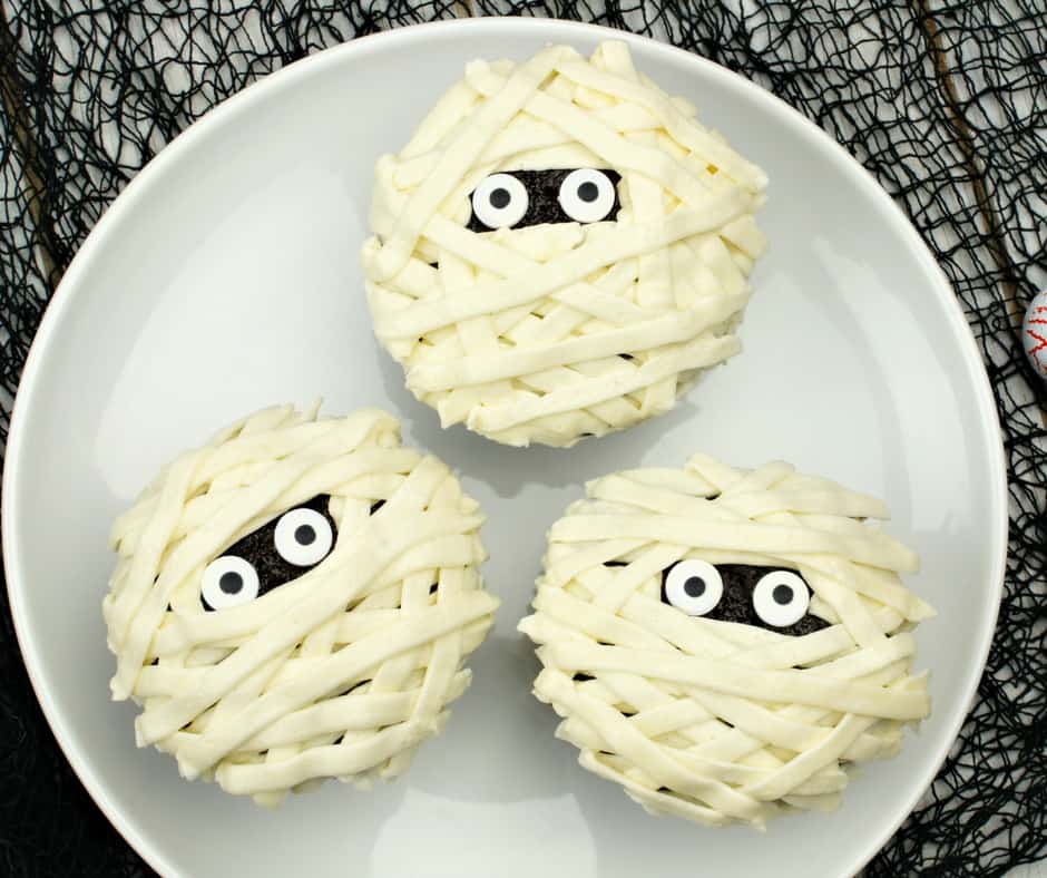 Easy Mummy Cupcake Tutorial