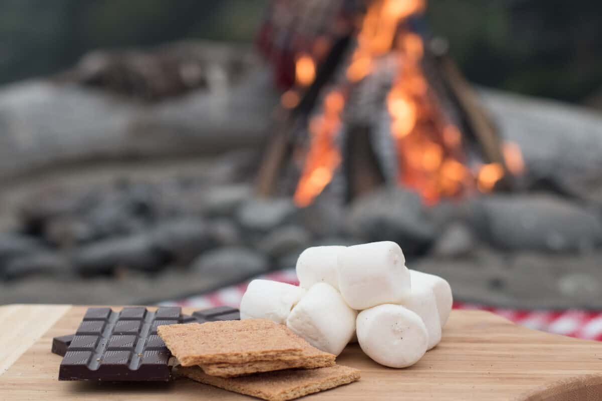 s'mores fixings