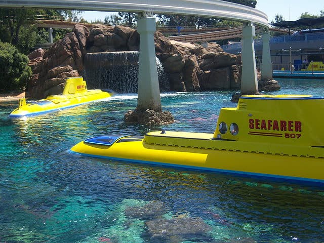 Finding Nemo Submarine Voyage