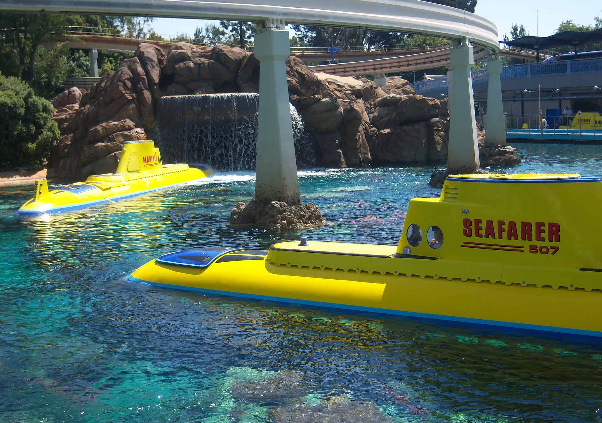 Finding Nemo Submarine Voyage