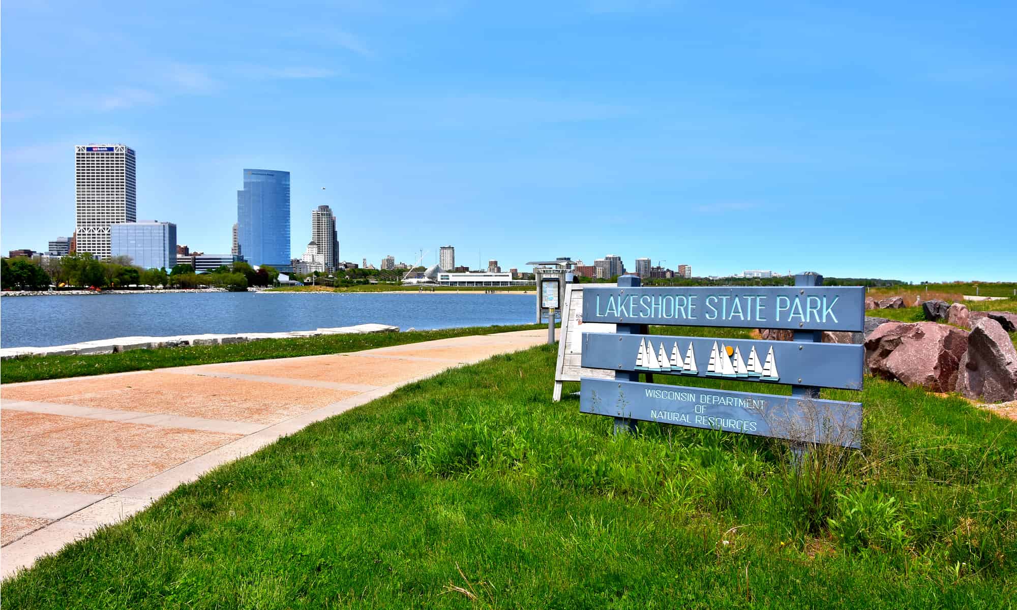 Lakeshore State Park