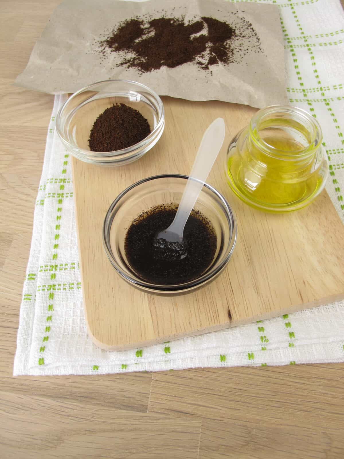 coffee grounds and olive oil