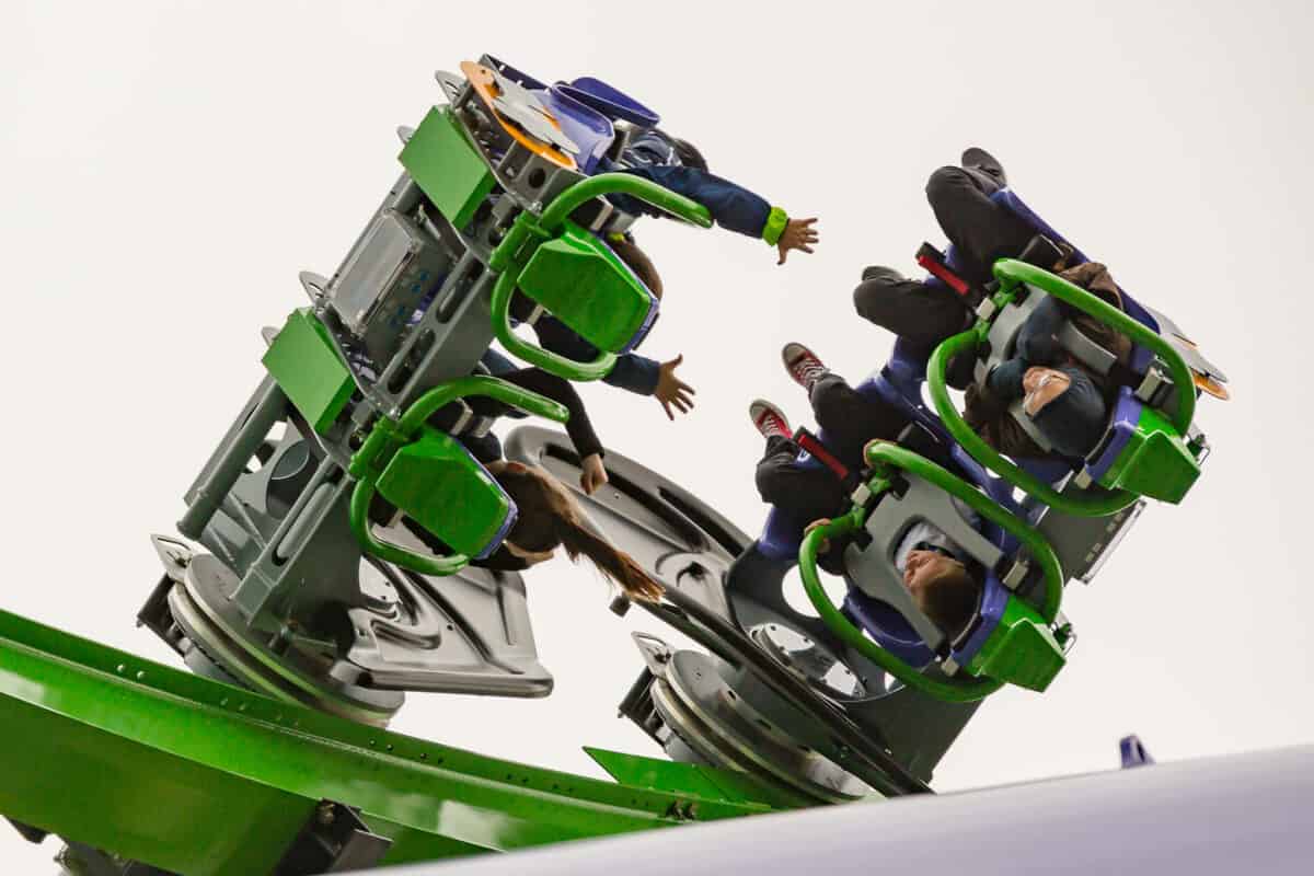 THE JOKER™ Free-Fly Coaster