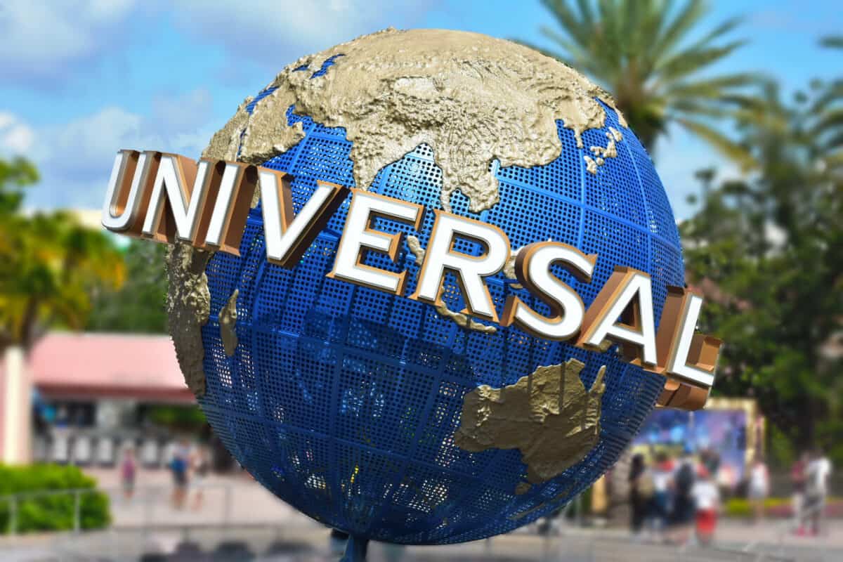 Universal 