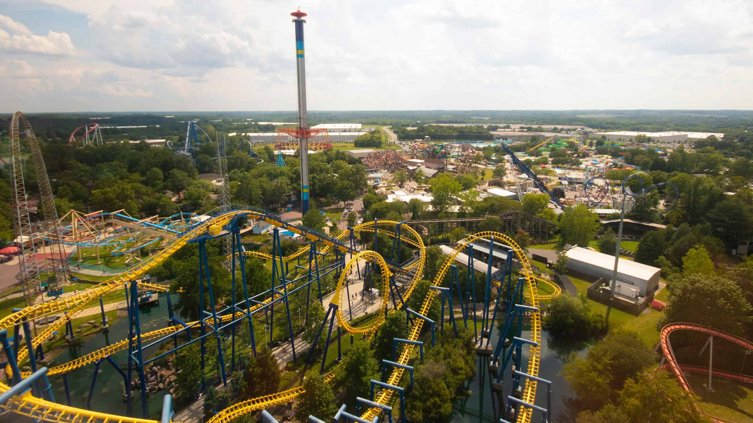 carowinds theme park in Charlotte, NC