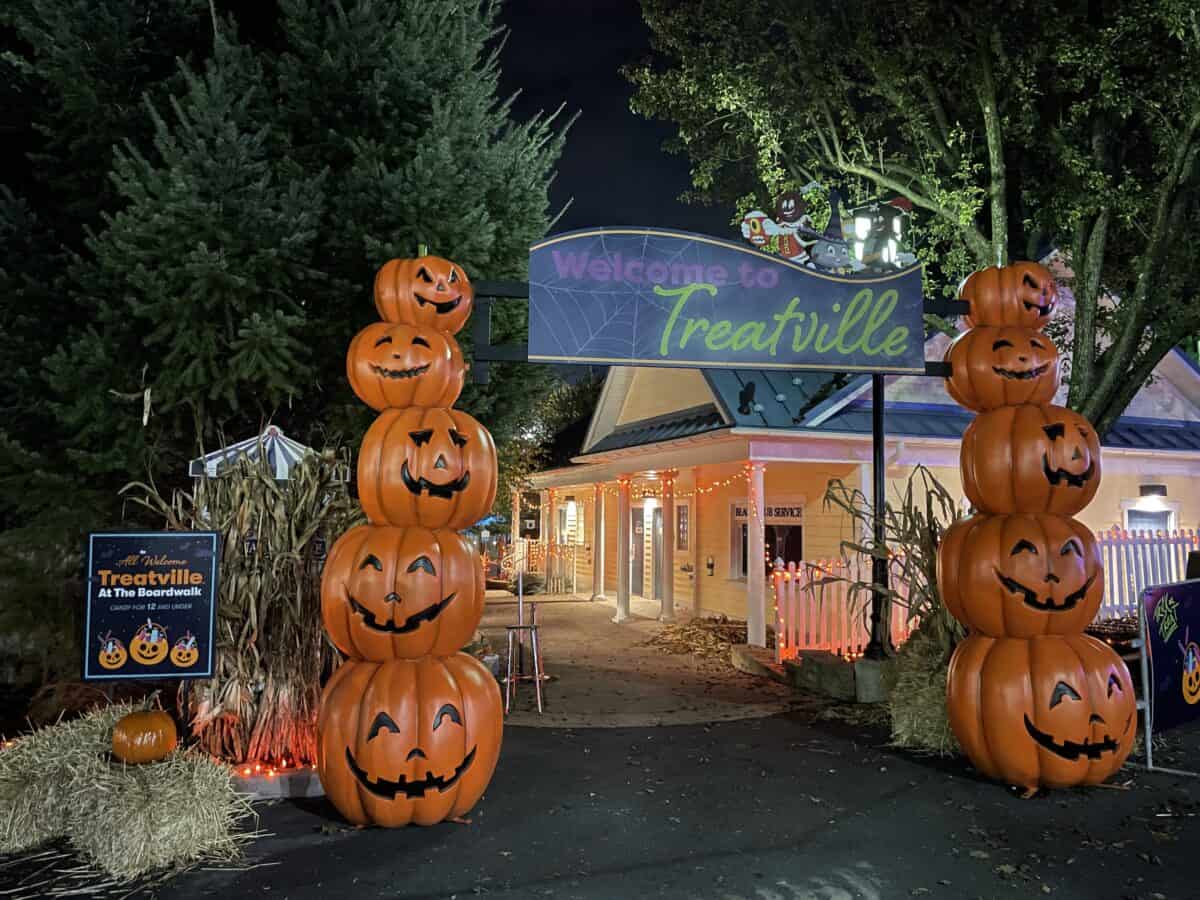 Treatville at Hersheypark Halloween