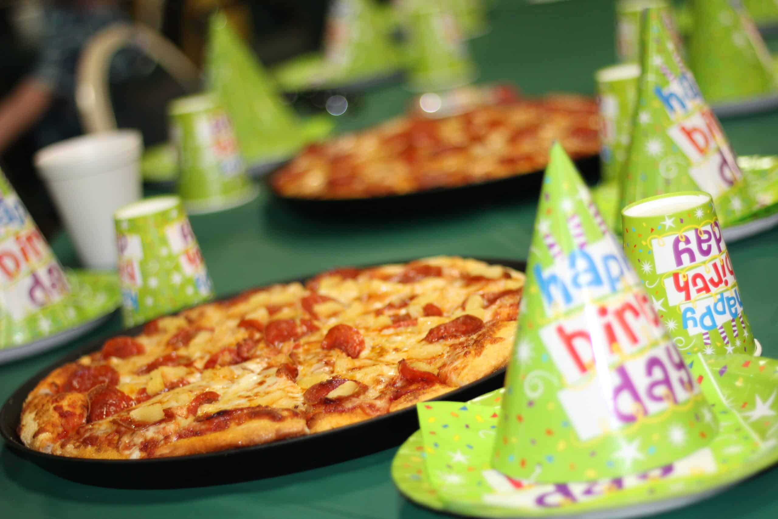 5 Fun & Easy Kids Birthday Party Favors! Romp n' Roll