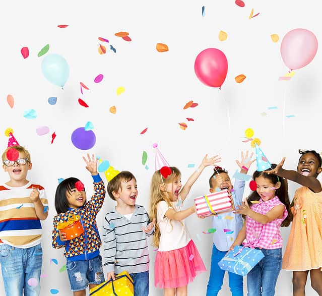 Group,Of,Kids,Celebrate,Birthday,Party,Together