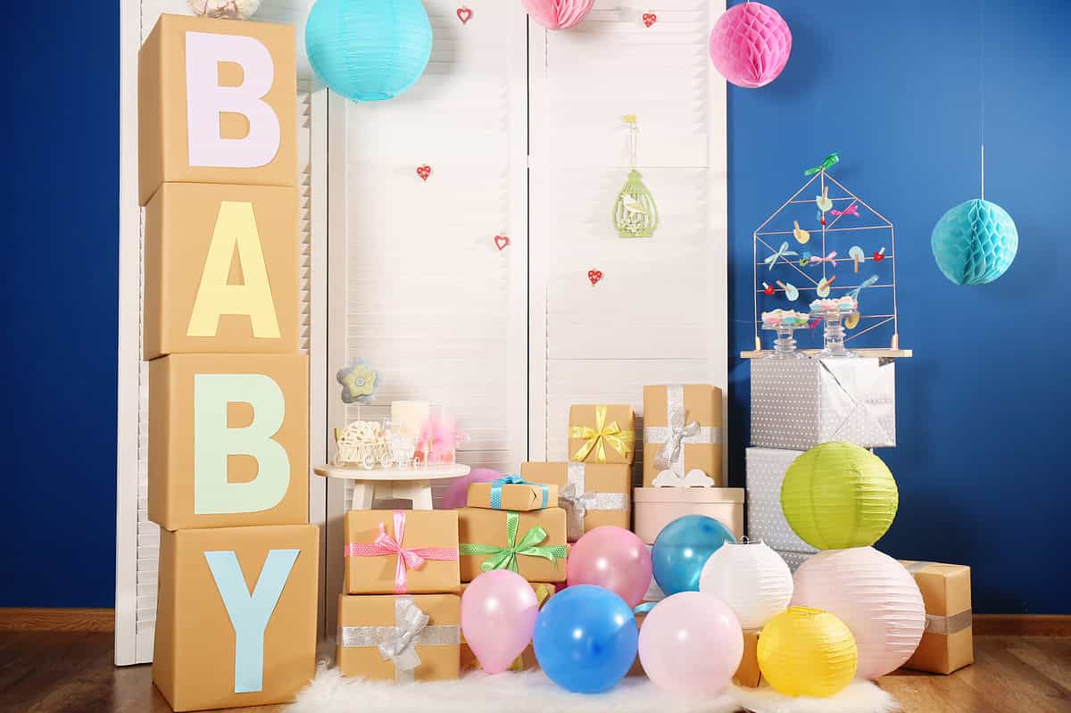 Baby shower decorations