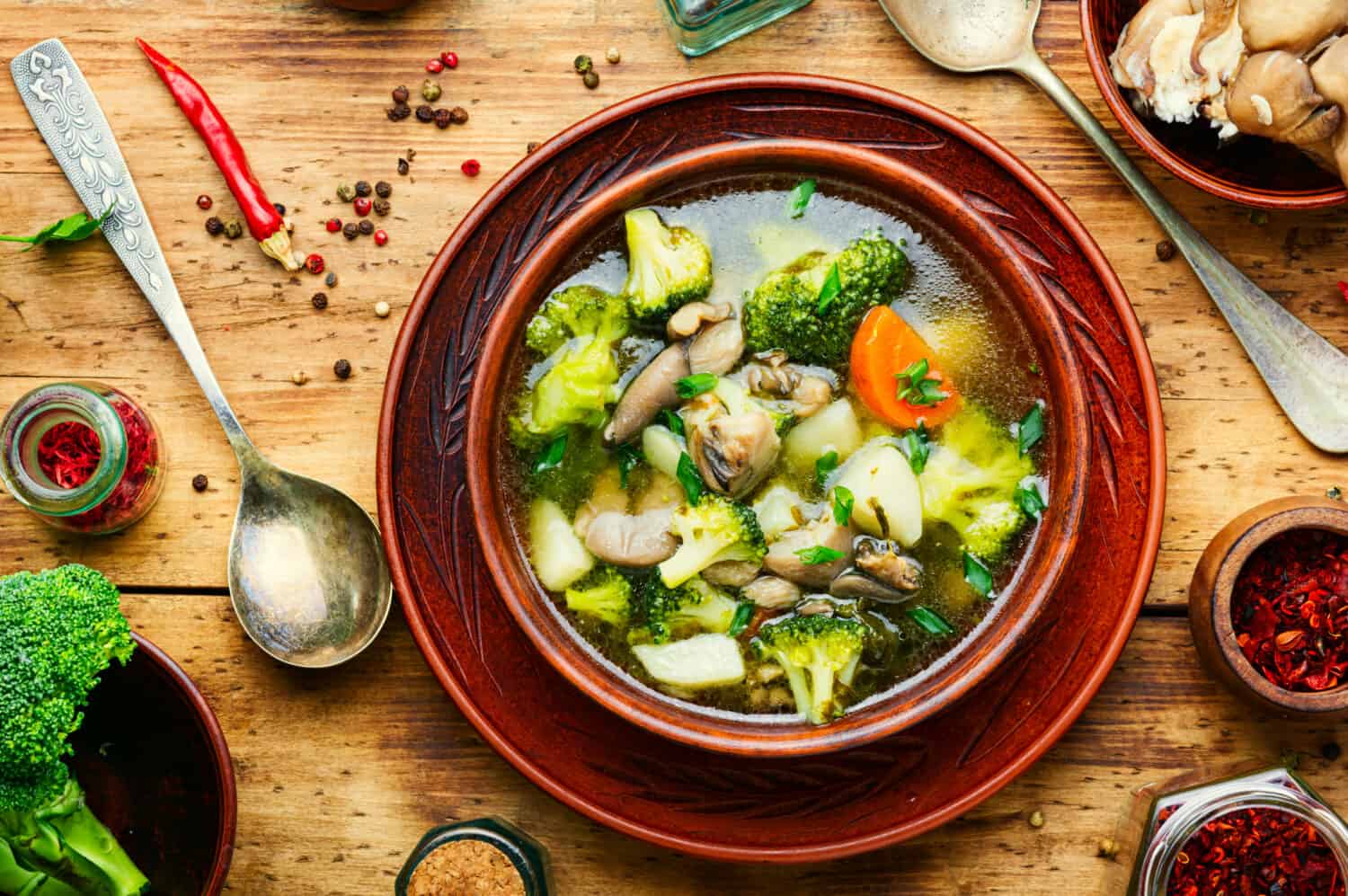 Diet vegetable soup with mushrooms and broccoli