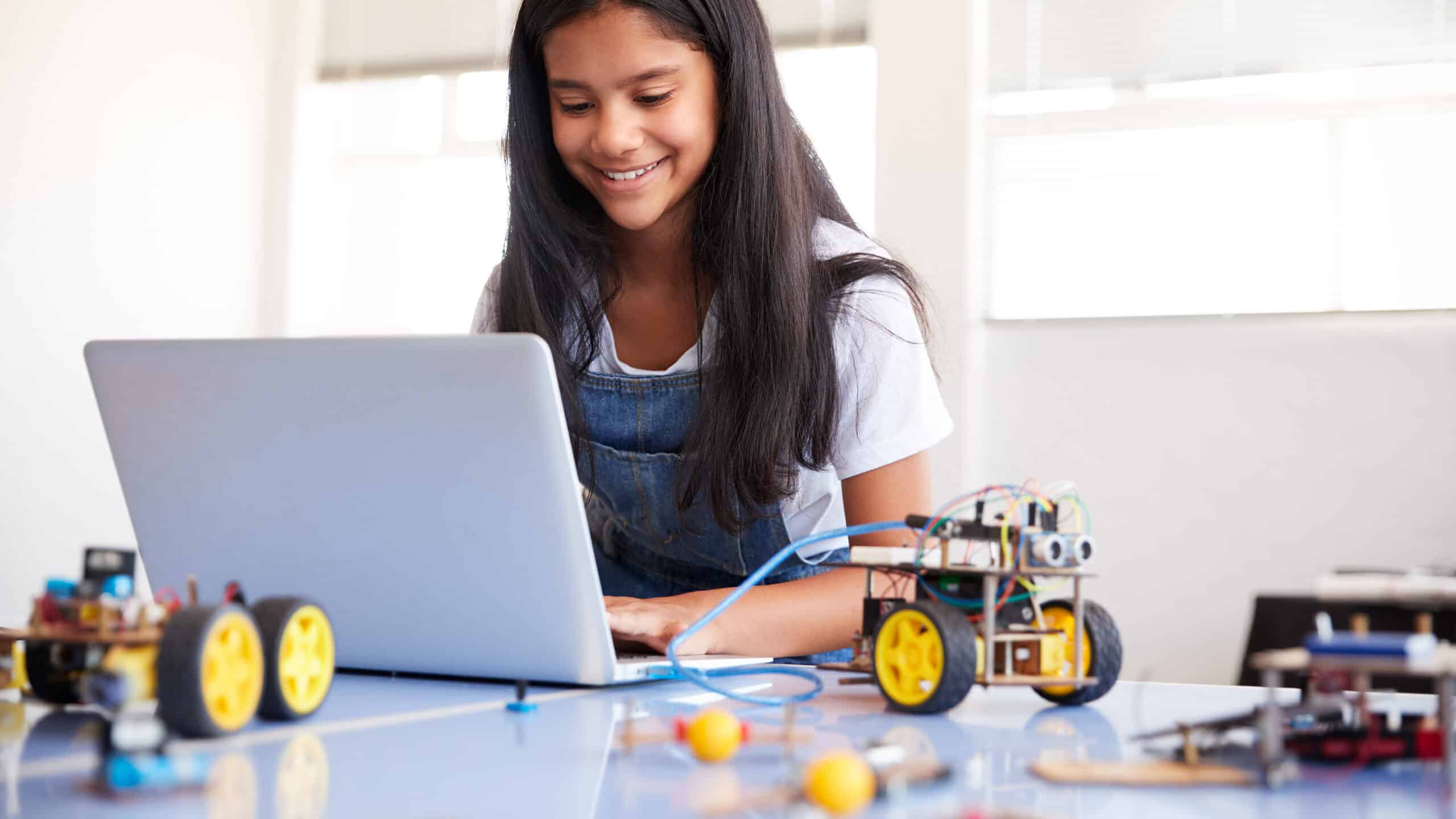 5. Dwight Global Online School