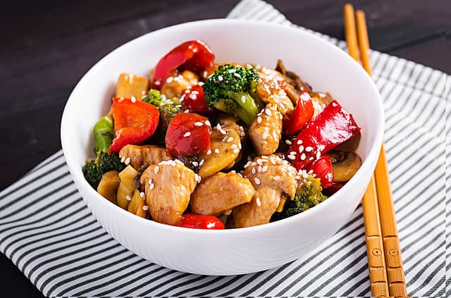 Sesame Chicken with Broccoli