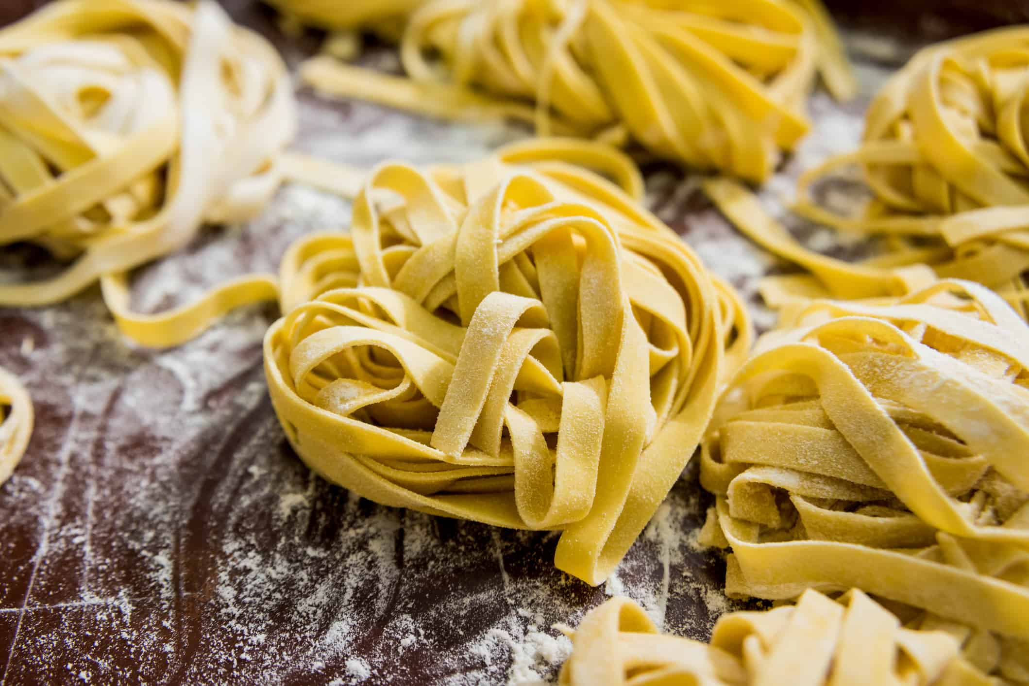 The Flat Pasta Types: Fettuccine vs. Linguine Noodles