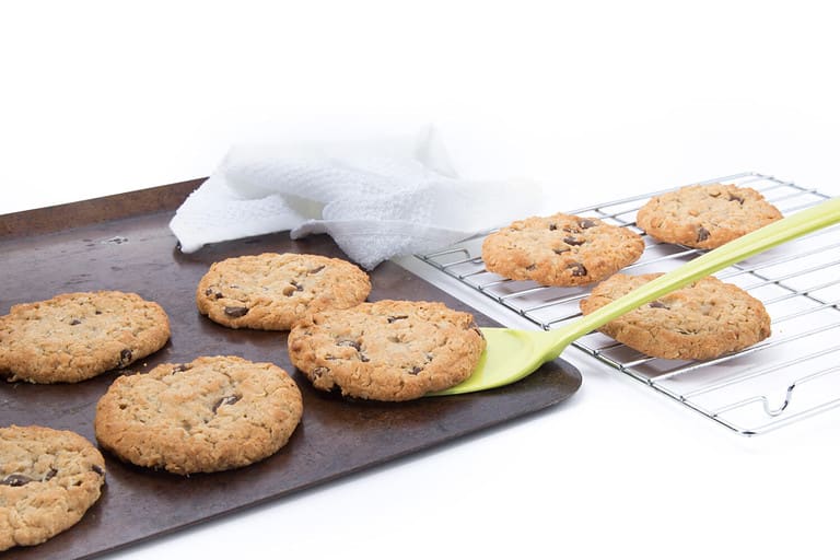 Jelly Roll Pan vs. Cookie Sheet How They're Different and When to Use