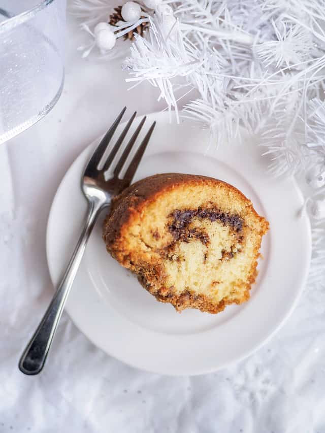 Cinnamon Swirl Bundt Cake