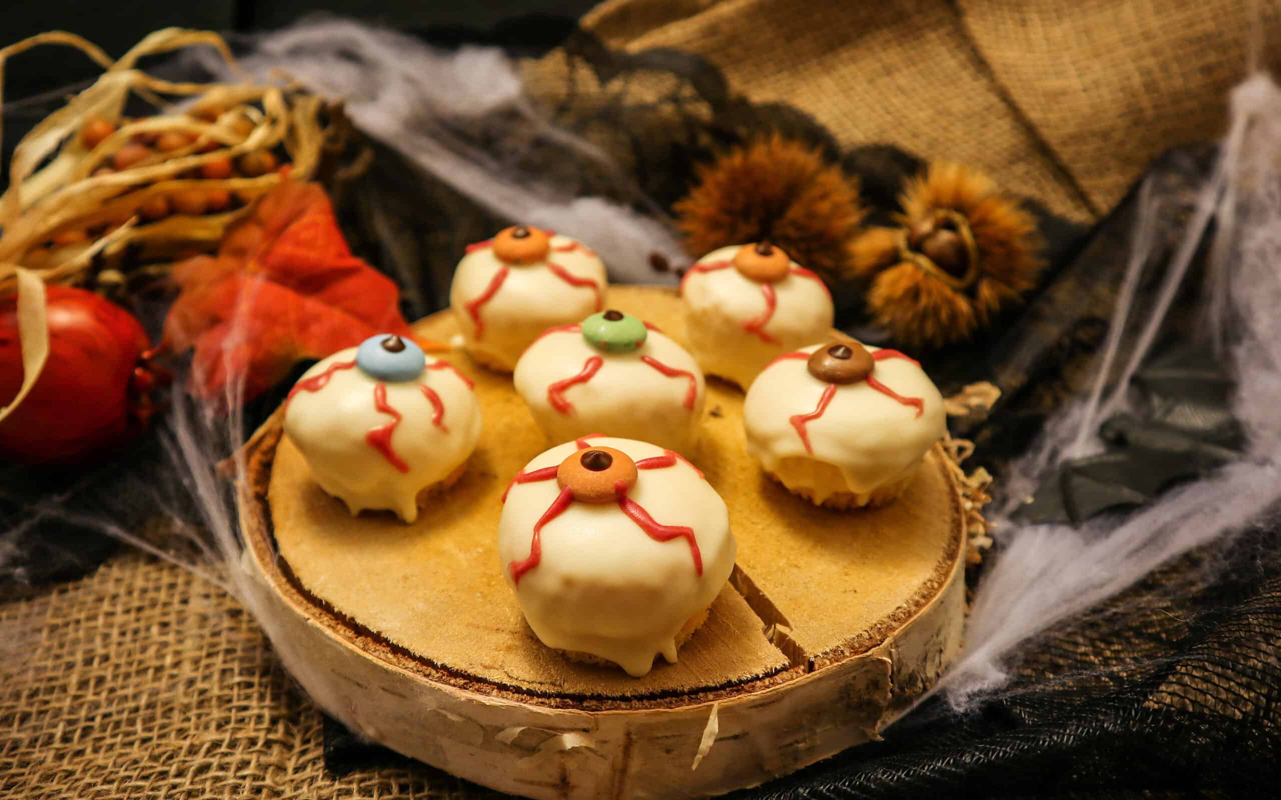 Halloween eyeballs on crackers