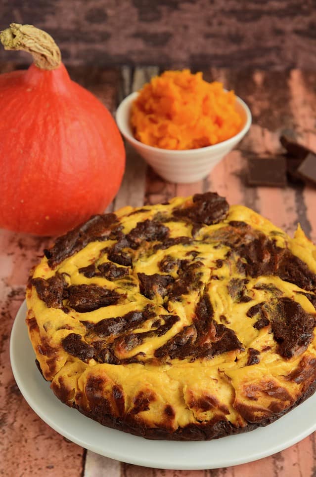 Pumpkin chocolate swirl cheesecake