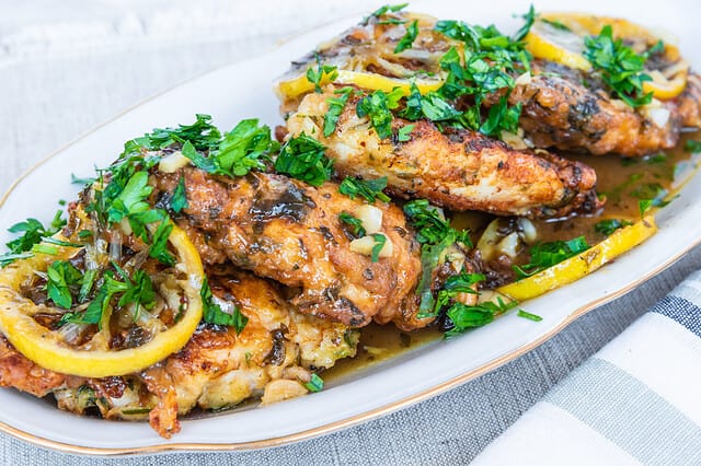 what is the difference between chicken piccata and chicken francese