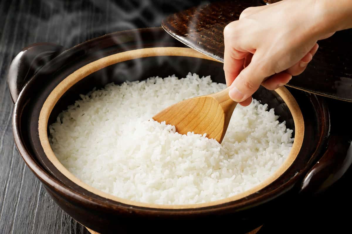 Rice cooked in Japanese hot pot