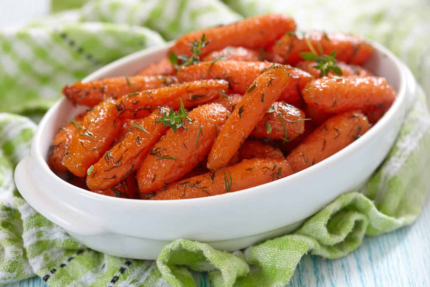 Honey Glazed Baby Carrots With Thyme And Dill