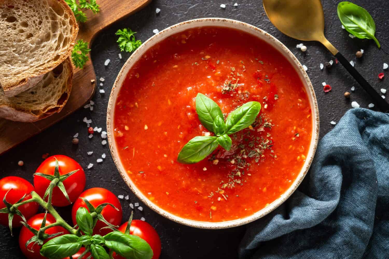 Tomato Soup vs Tomato Sauce 4 Key Differences and When to Use Each