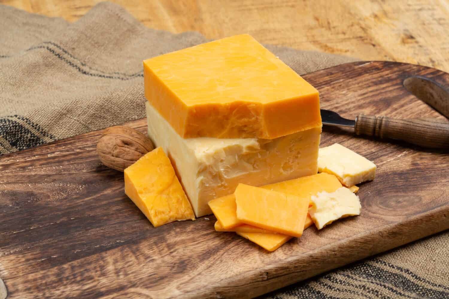 Yellow Cheese vs. White Cheese: What's the Difference?