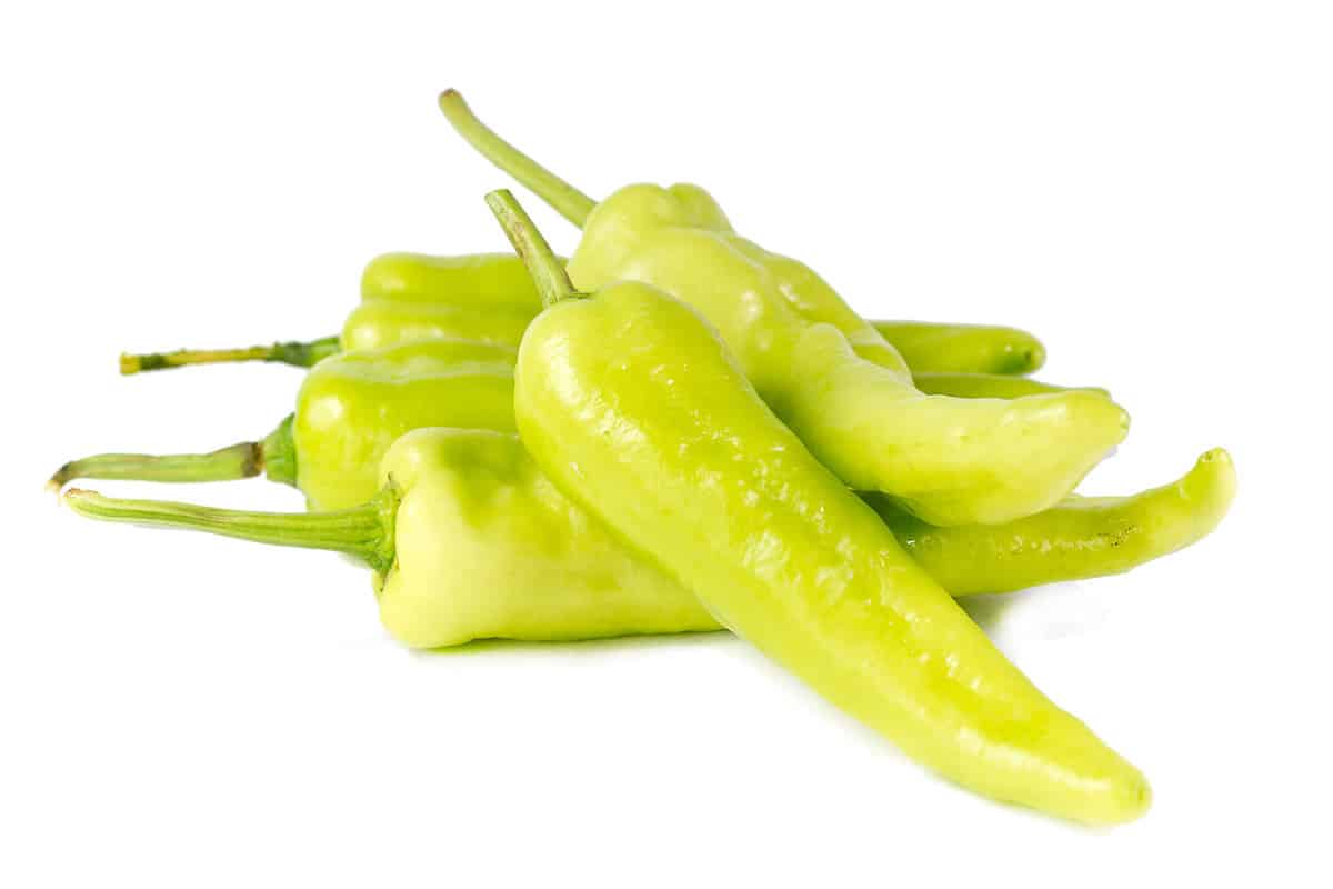 Banana Pepper, Paprika, Garden Pepper, Chili Pepper, Chili Plant, Red Pepper, Spanish pepper, Sweet Pepper,Green pepper,Capsicum annuum L. (Capsicum annuum var. annuum) isolated on white background