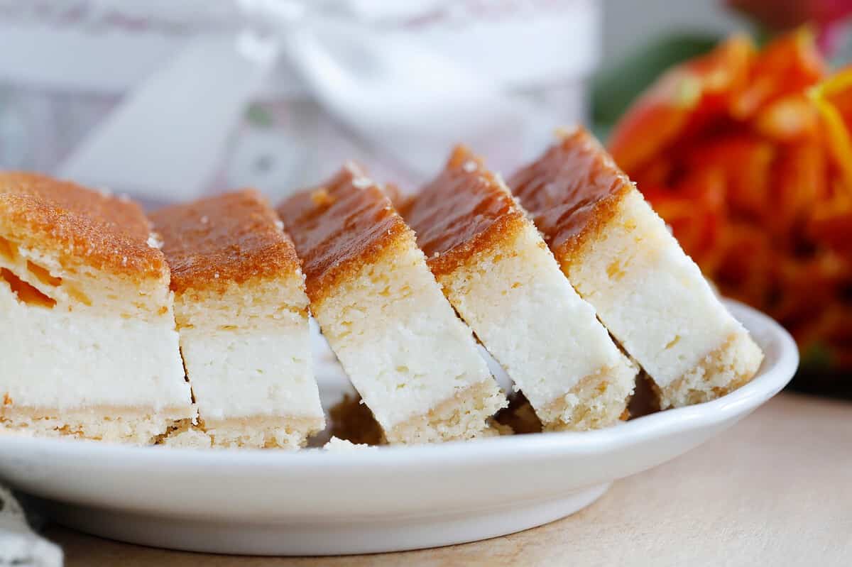 A plate of traditional cheesecake