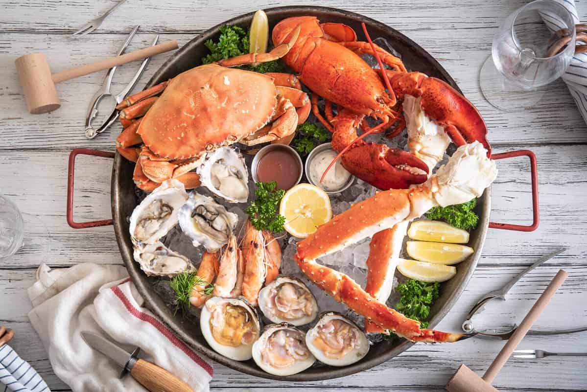 gorgeous seafood platter with white wine image