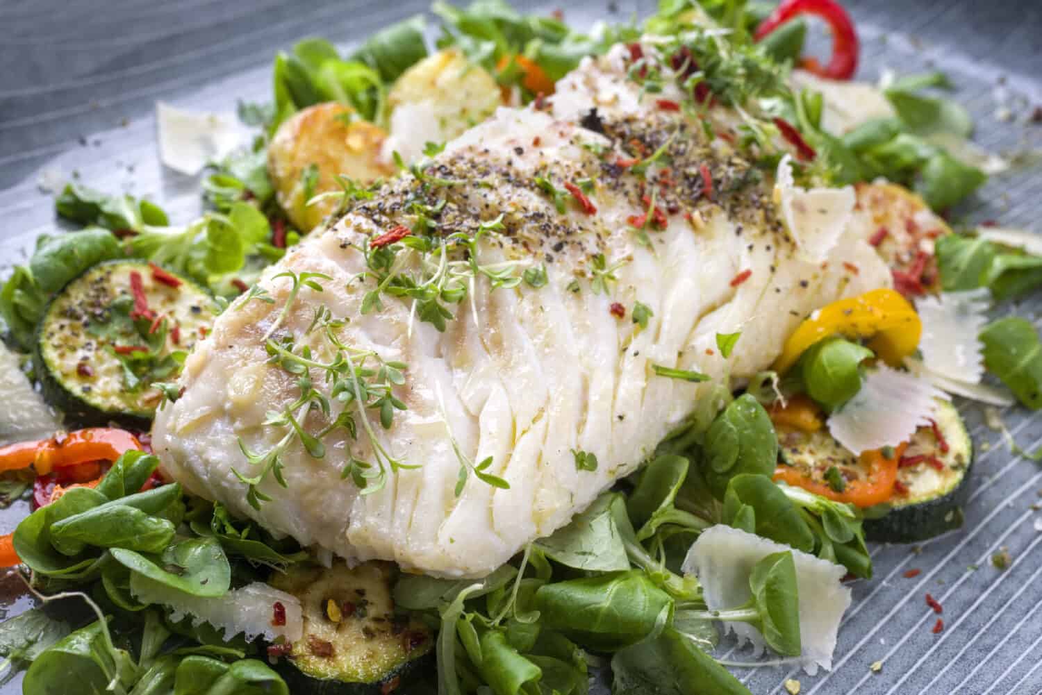 Flounder vs. Cod Key Differences in Taste, Texture, and Nutrition
