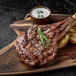 2. LongHorn Steakhouse (Darden)