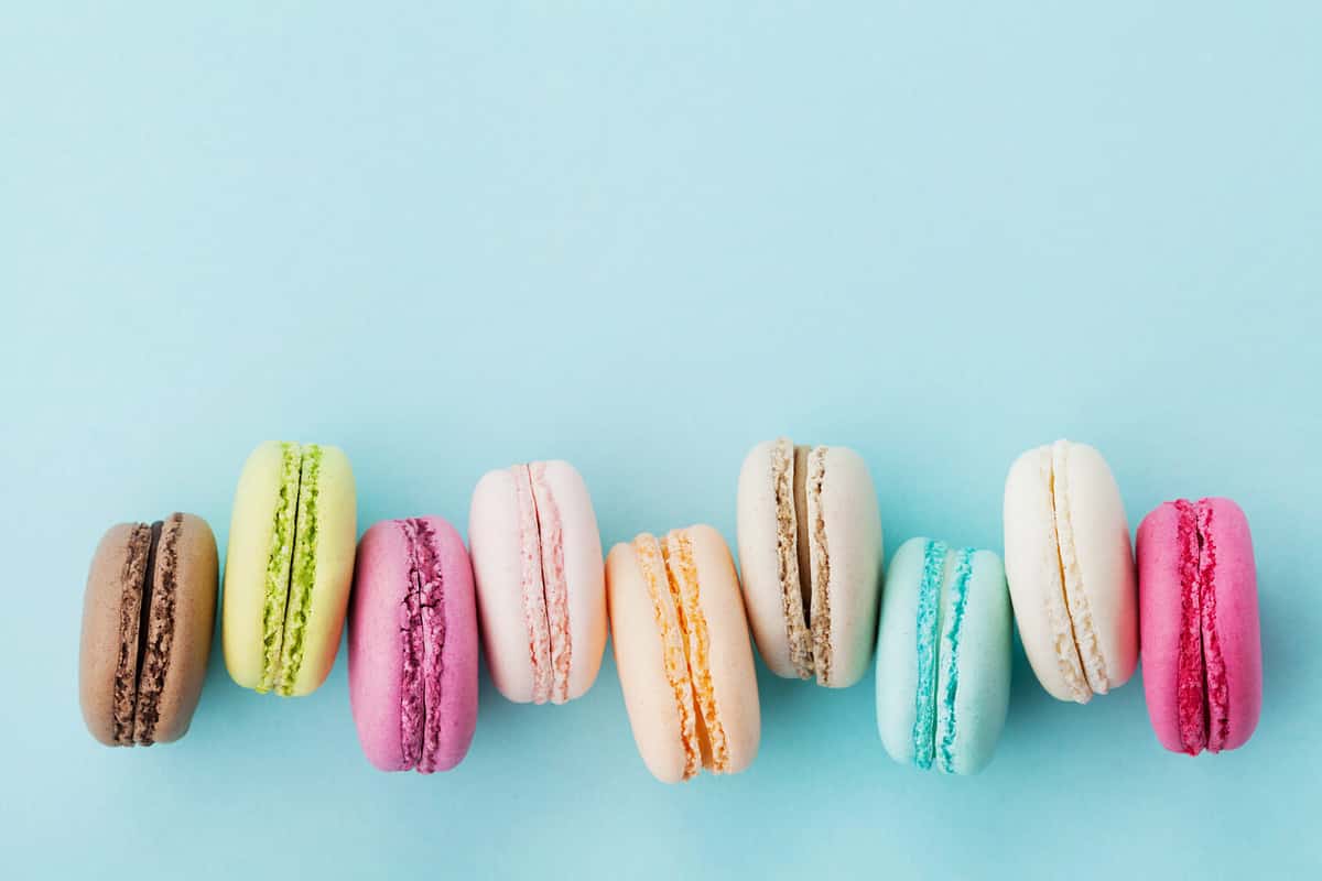 Macaroon vs. Macaron 3 Key Differences & Which Has More Calories