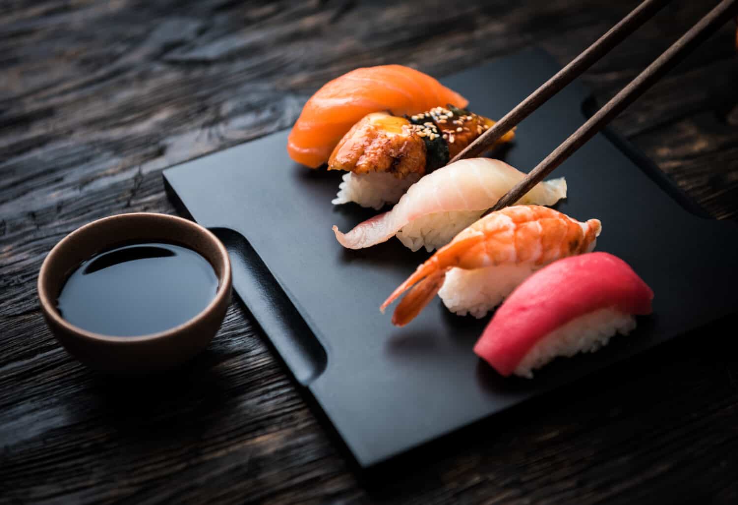 Sushi vs Maki : différences entre ces deux mets émblématiques - Easy Sushi®