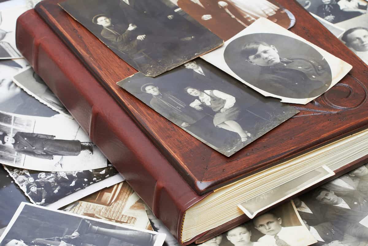 Close up of an album and ancient family photos