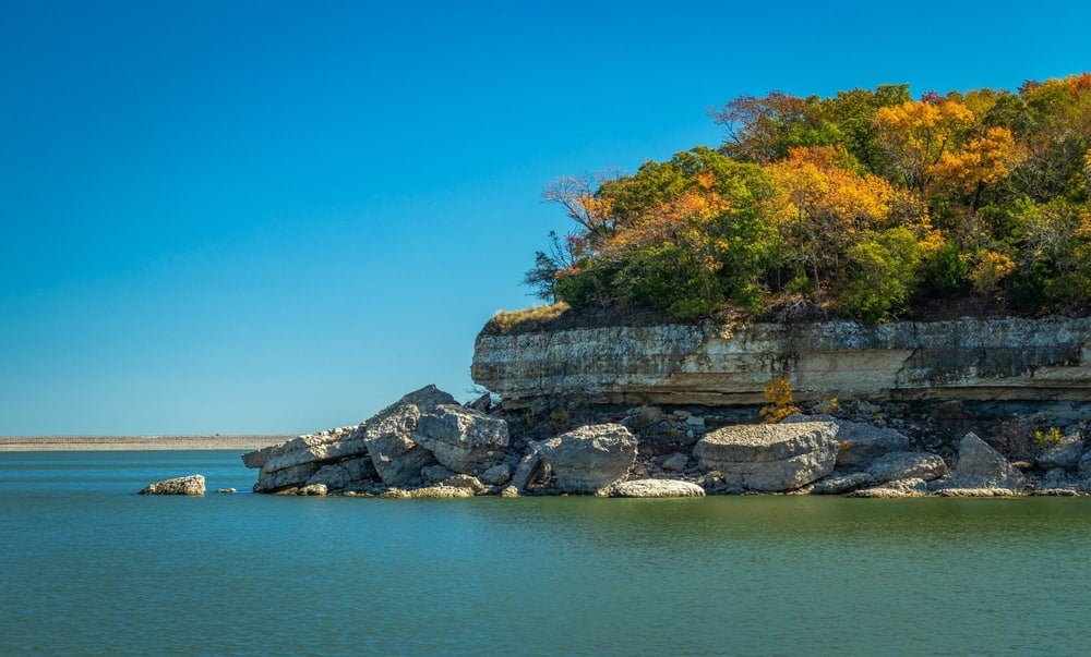 Cliff side views at Lake Texoma in Texas