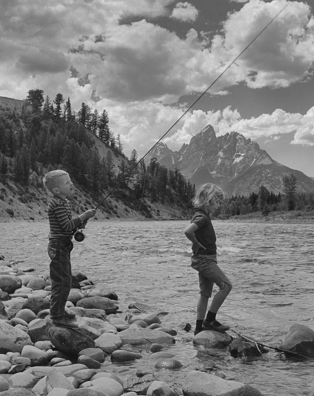 17 Fascinating Vintage Photos That Show Summer In The 1950 s 17-fascinating-vintage-photos-that-show-summer-in-the-1950-s
