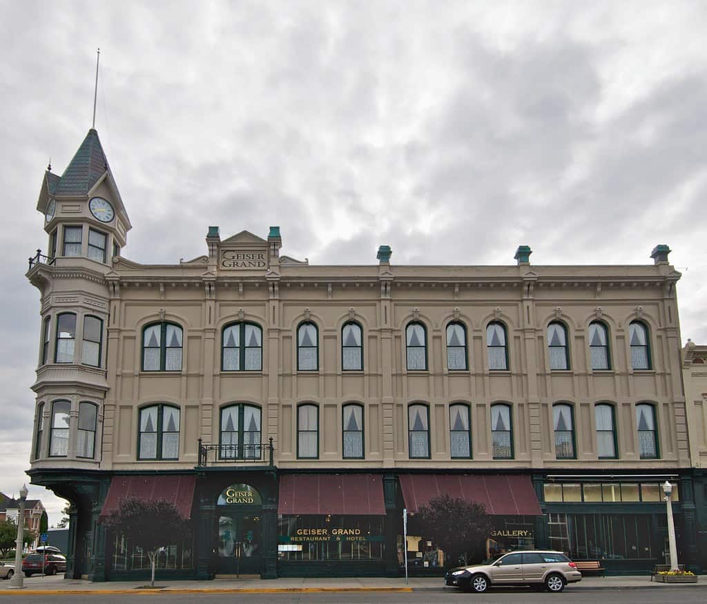 35. Baker City, OR