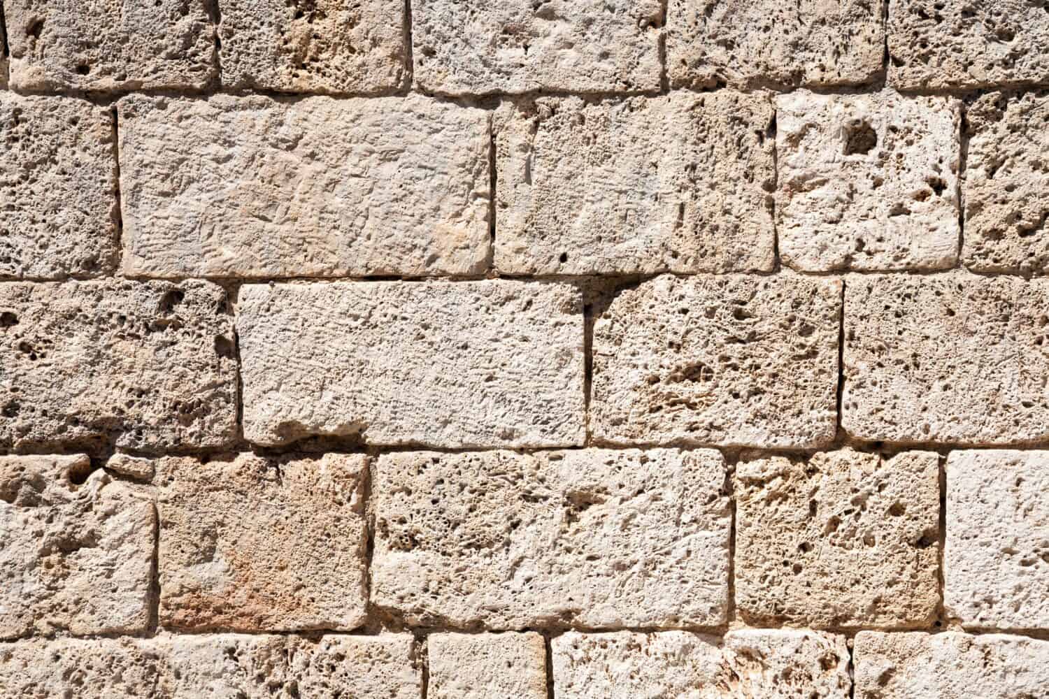 Nehemiah Rebuilds the Walls