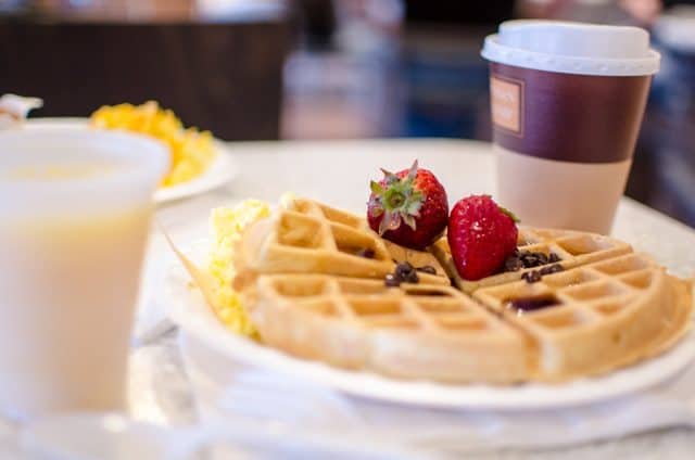 Marriott Springhill Suites Fairfax Virginia waffle breakfast and coffee