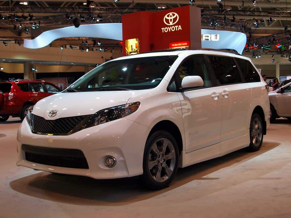 I Almost Bought a Toyota Sienna for My Family, But These 5 Factors Made Me Reconsider