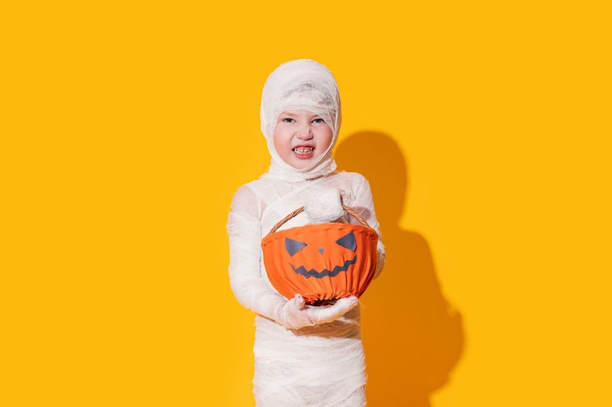 8 Halloween Party Games to Up the Excitement (and Fear!) Factor