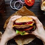 These 10 Fast Food Burgers Have More Than 1,000 Calories Each
