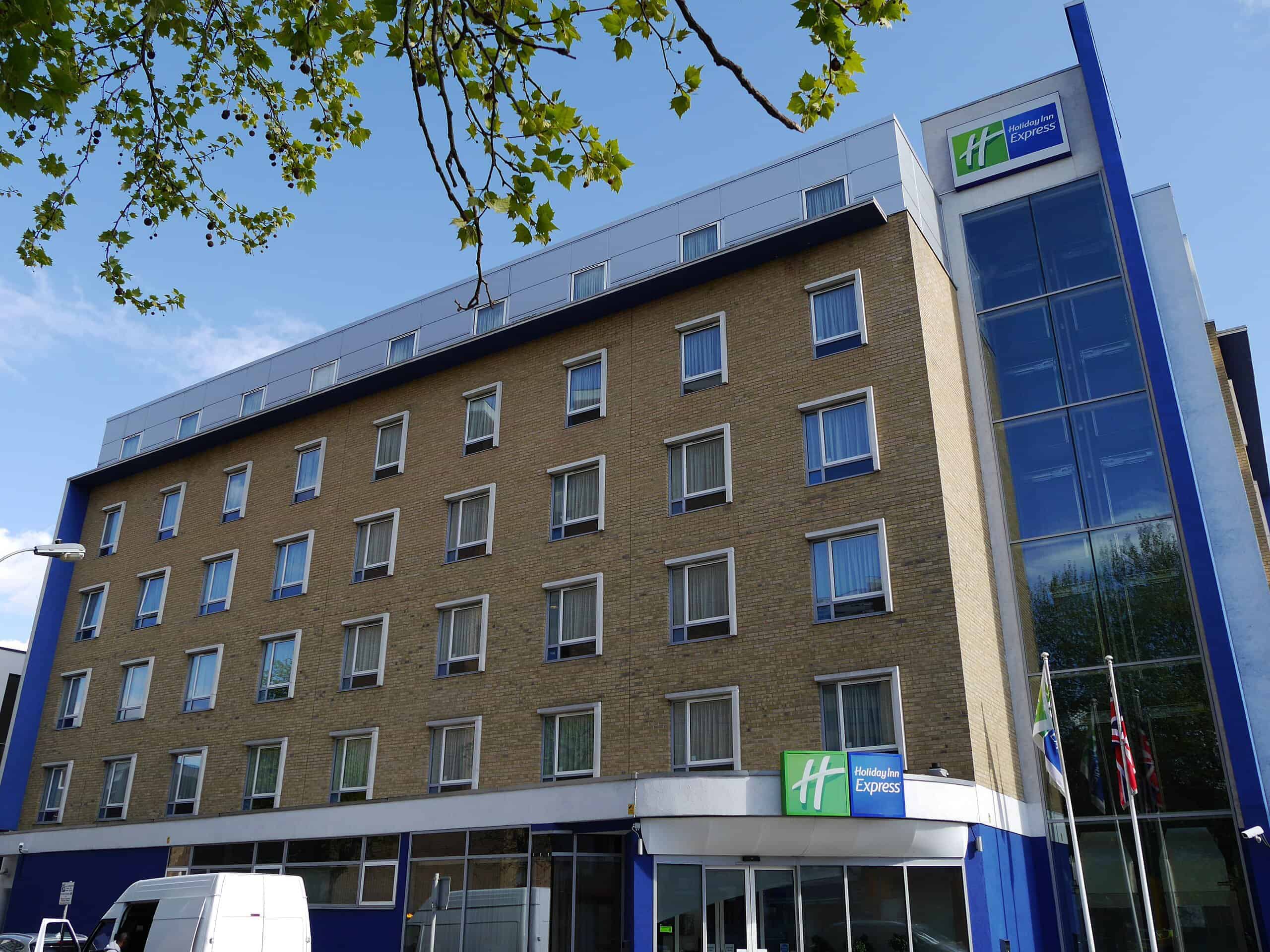 I Stayed In a Holiday Inn Express Last Night