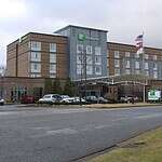 2. Holiday Inn