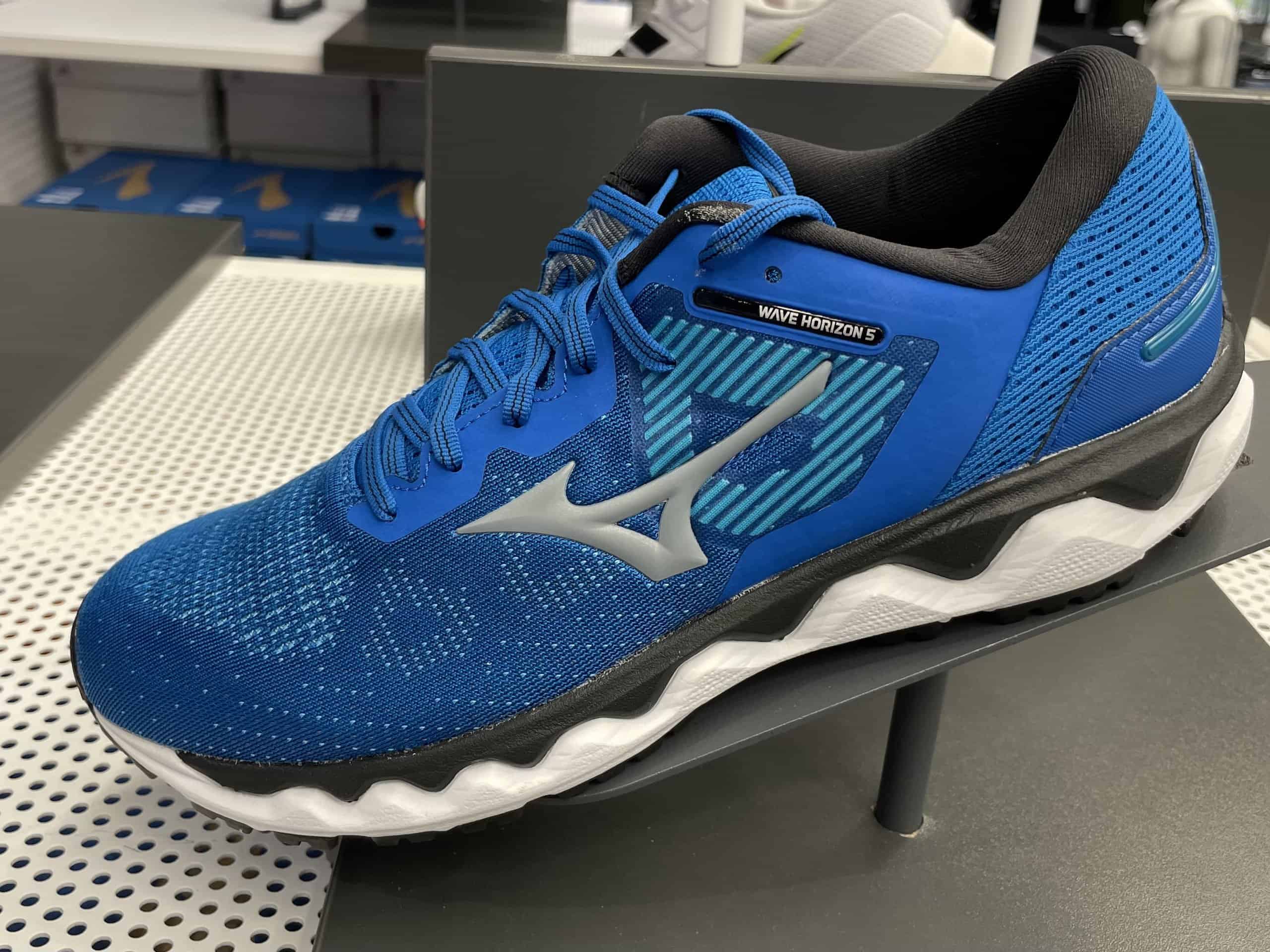 7. Mizuno