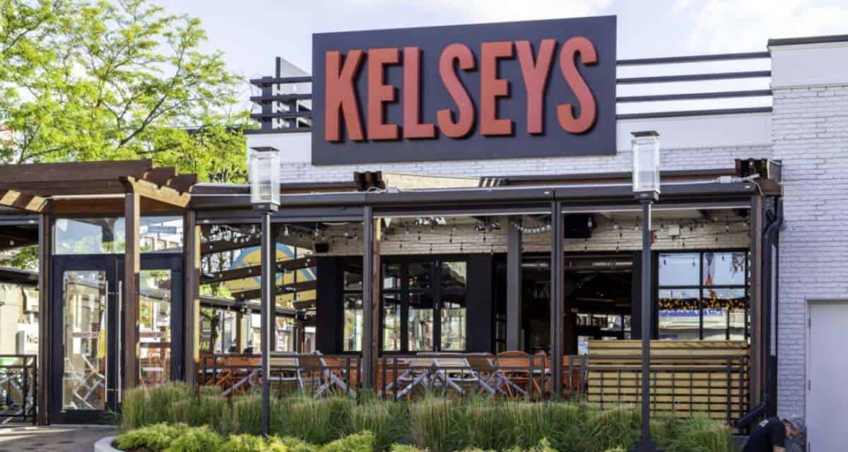 7 Canadian Restaurant Chains We’d Love to See Open Across America